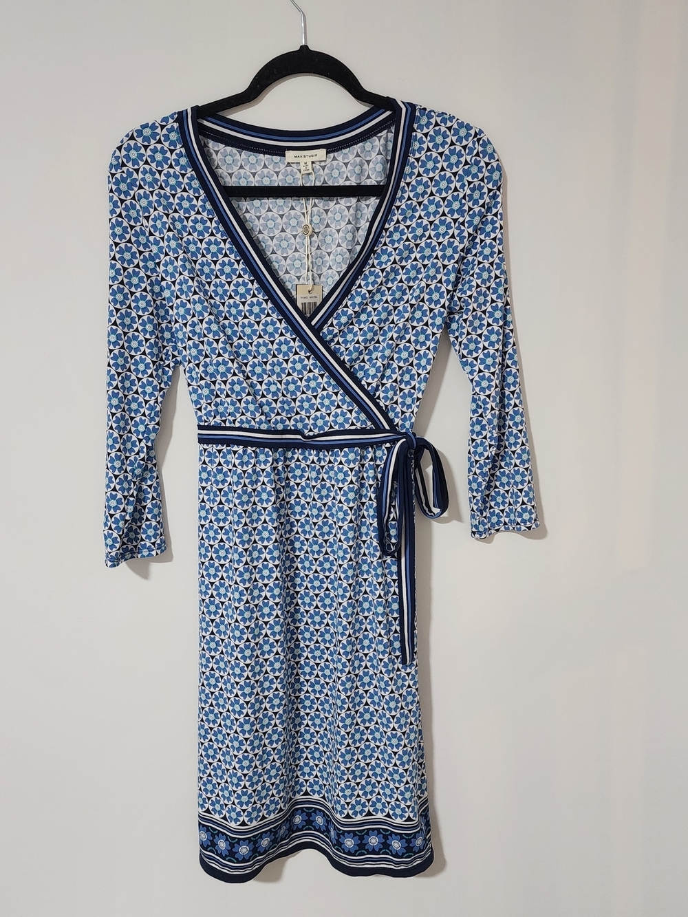 Max Studio Medium Blue Geometric Floral Wrap Dress with Navy Trim
